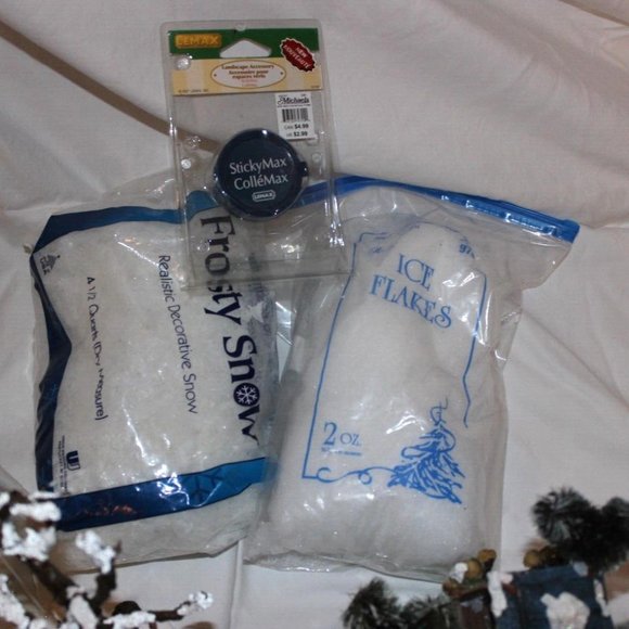 LARGE LOT LEMAX CHRISTMAS VILLAGE ACCESS. TREES FIGURINES TREE HOUSE GAZEBO - Picture 13 of 13